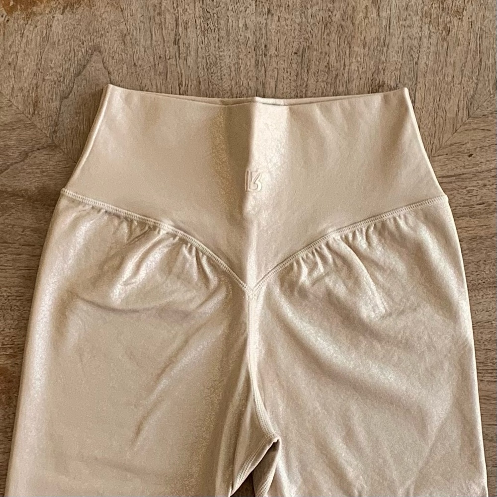 BuffBunny Midas Touch Rebel Leggings - Picture 3 of 6